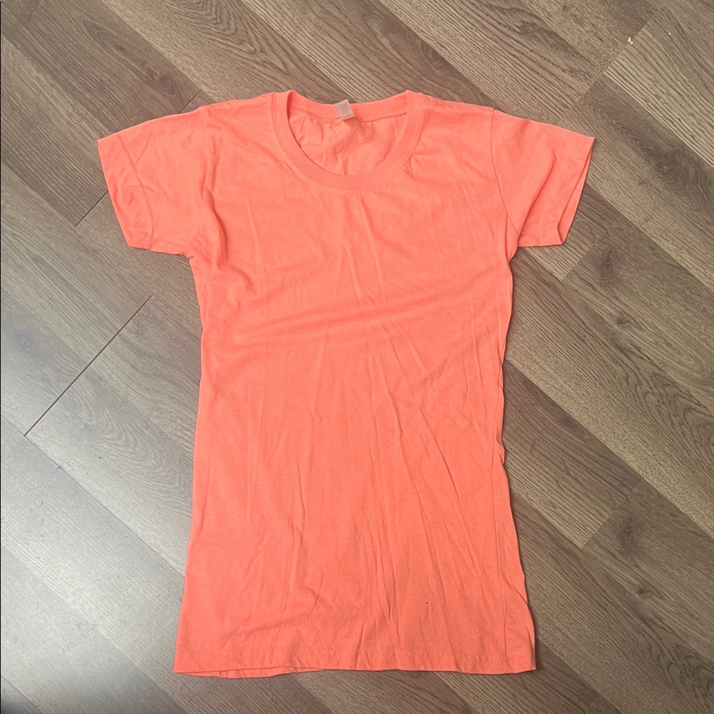 Coral Women's Top small NWOT Pennant